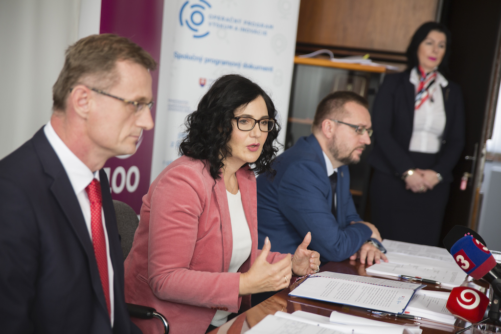 STU a UK získali 111 miliónov na výskum