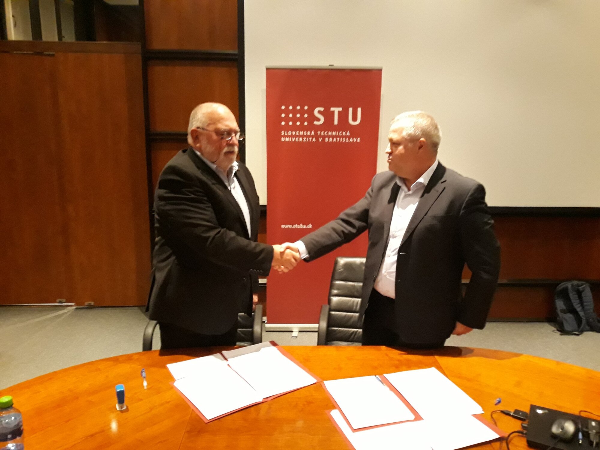 STU a IBM chcú rásť v spolupráci